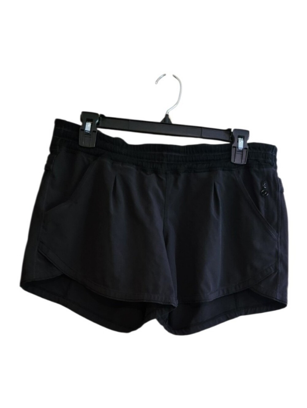 Lululemon Athletica Black Tracker Mid Rise Shorts 4 Way Stretch